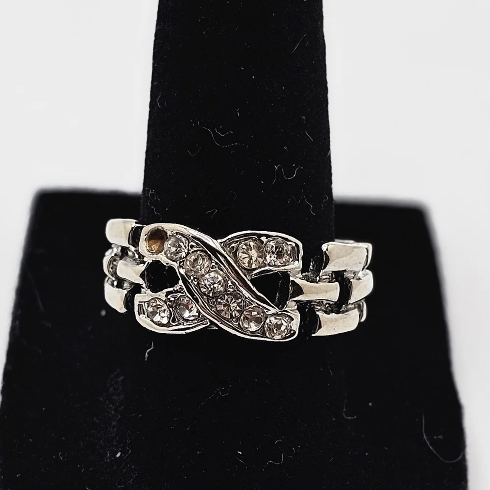 Ring - Picture 7 of 7